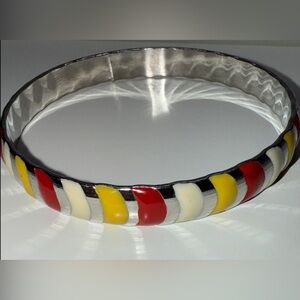 Vintage striped enamel Colorful Silvertone Bangle Bracelet yellow red cream